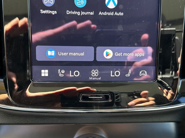 2026 Volvo XC40 Plus - Photo 20