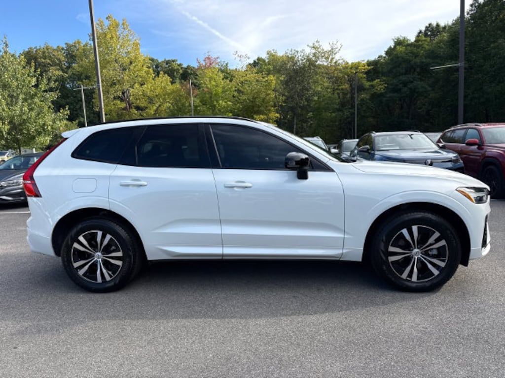Certified 2025 Volvo XC60 B5 Core SUV