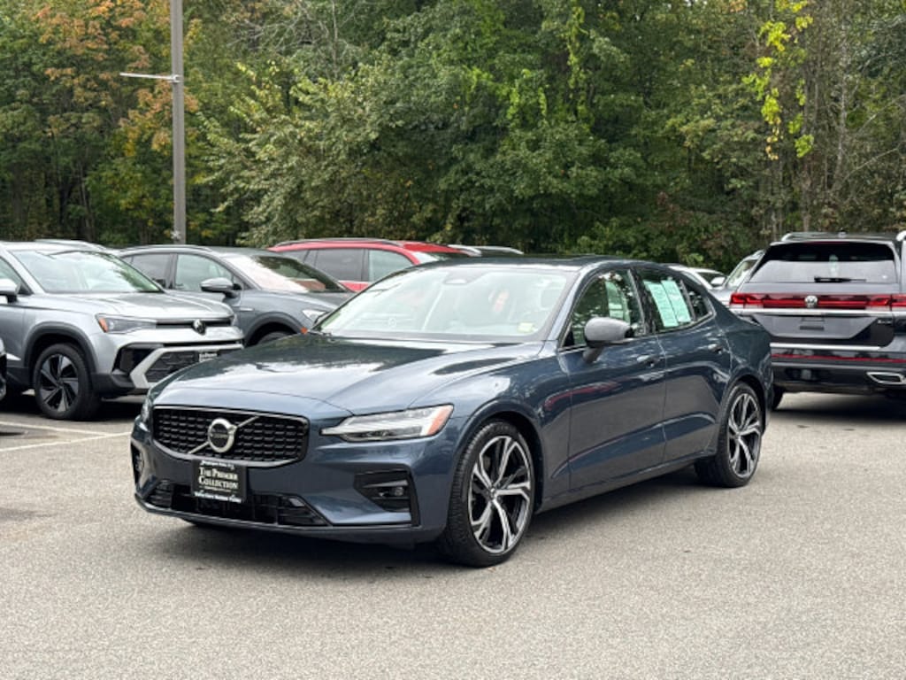 Used 2024 Volvo S60 B5 Core Dark Sedan