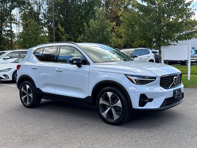 Certified 2026 Volvo XC40 B5 Plus SUV