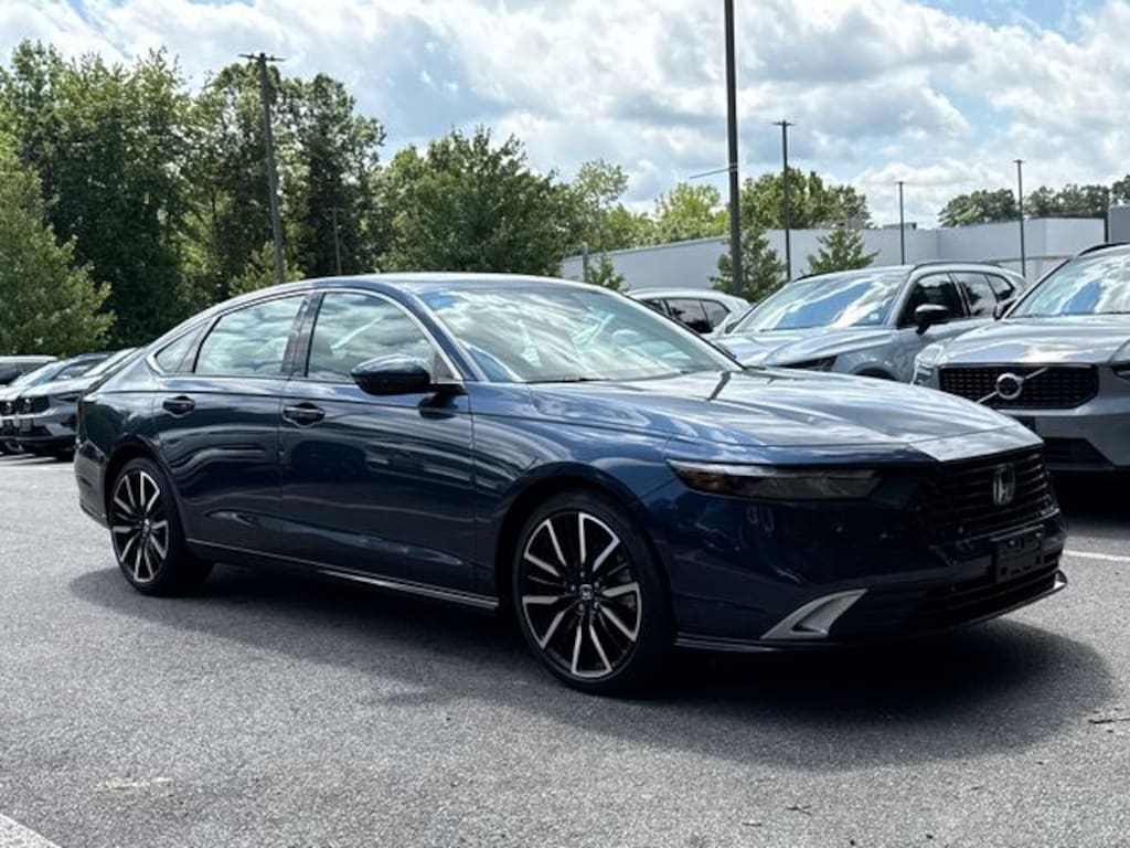 Used 2025 Honda Accord Hybrid Touring Sedan