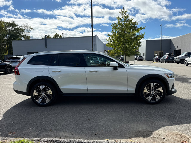 Certified 2025 Volvo V60 Cross Country B5 Plus Wagon