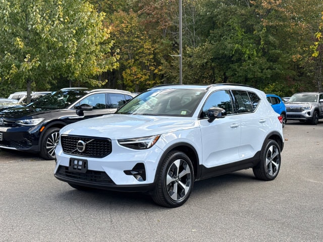 2026 Volvo XC40