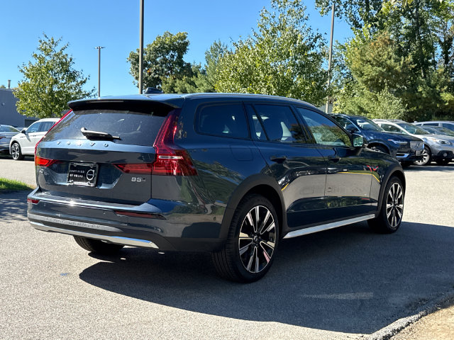 Used 2026 Volvo V60 Cross Country B5 Ultra Wagon