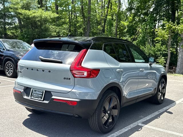 2026 Volvo XC40 Ultra Black Edition - Photo 4