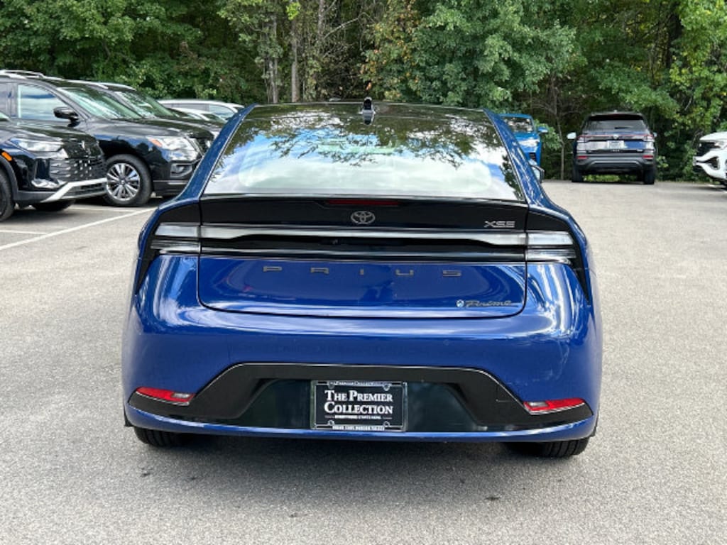 Used 2024 Toyota Prius Prime XSE Hatchback