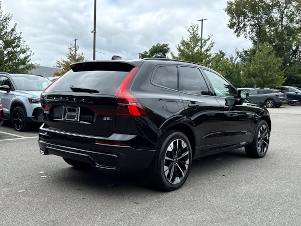 Used 2026 Volvo XC60 B5 Plus SUV
