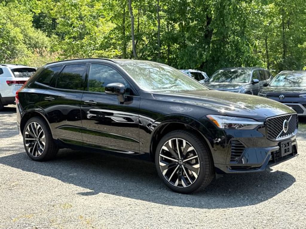 New 2026 Volvo XC60 plug-in hybrid T8 Ultra SUV