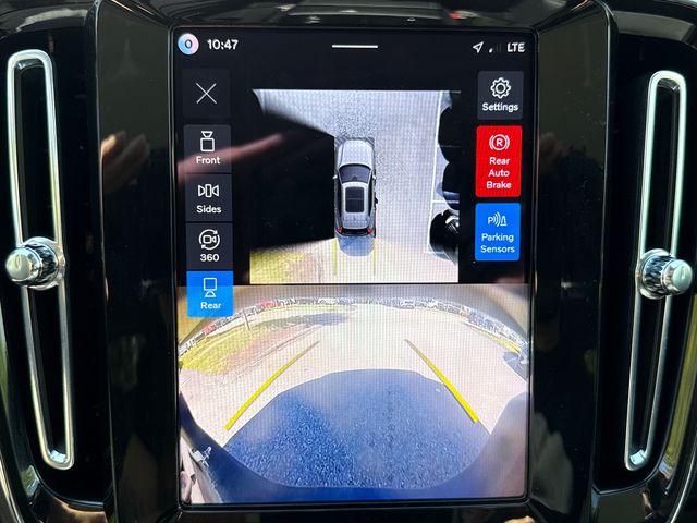 2026 Volvo XC40 Plus - Photo 19