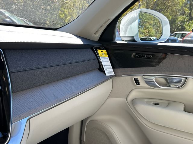 2026 Volvo XC90 Ultra - Photo 17