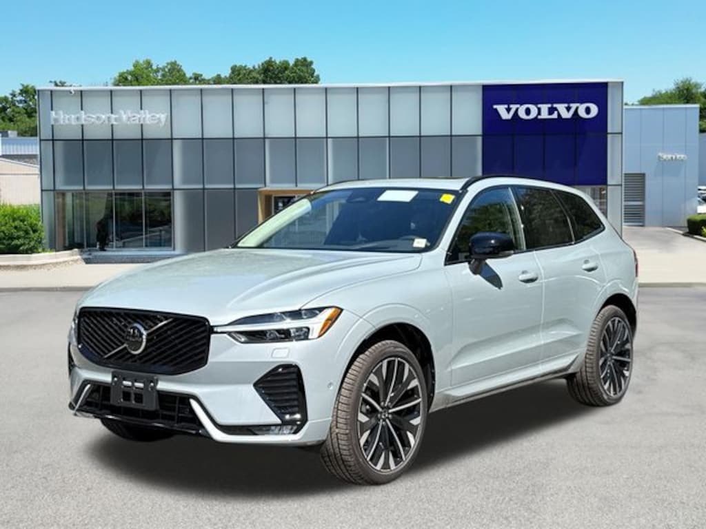 New 2027 Volvo XC60 B5 Ultra SUV