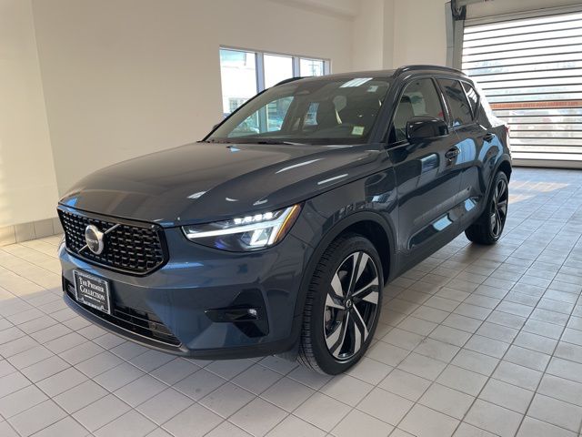 2026 Volvo XC40