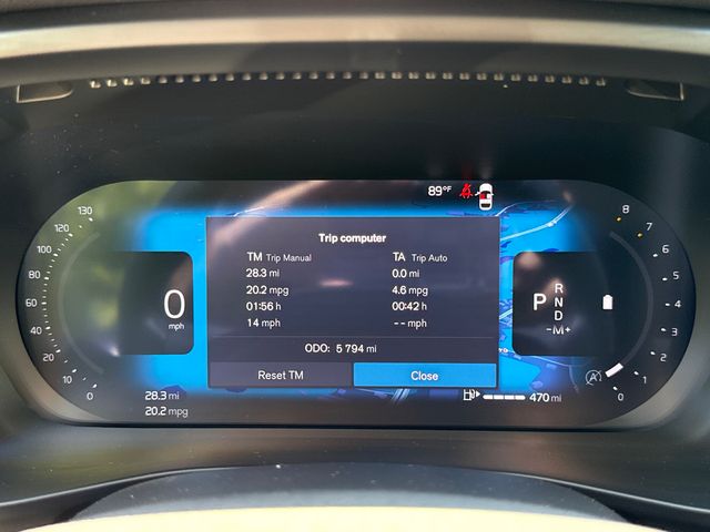 2026 Volvo XC40 Plus - Photo 17
