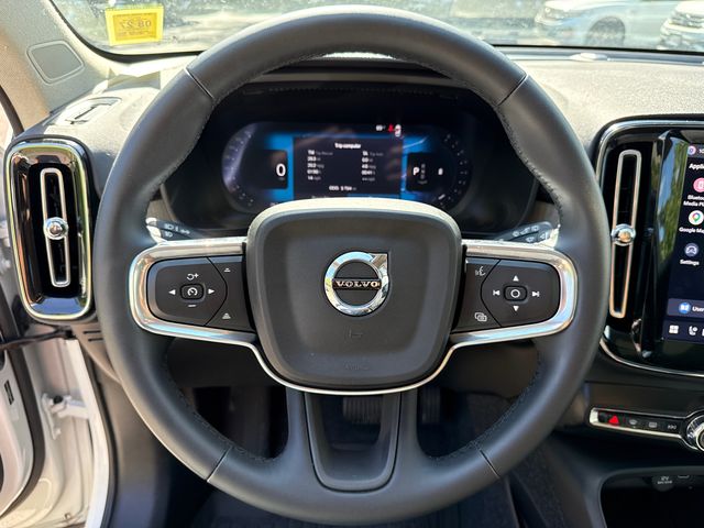2026 Volvo XC40 Plus - Photo 14