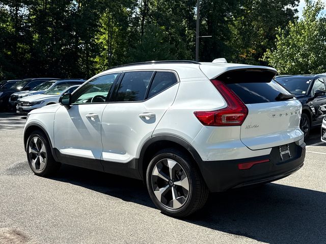 2026 Volvo XC40 Plus - Photo 6