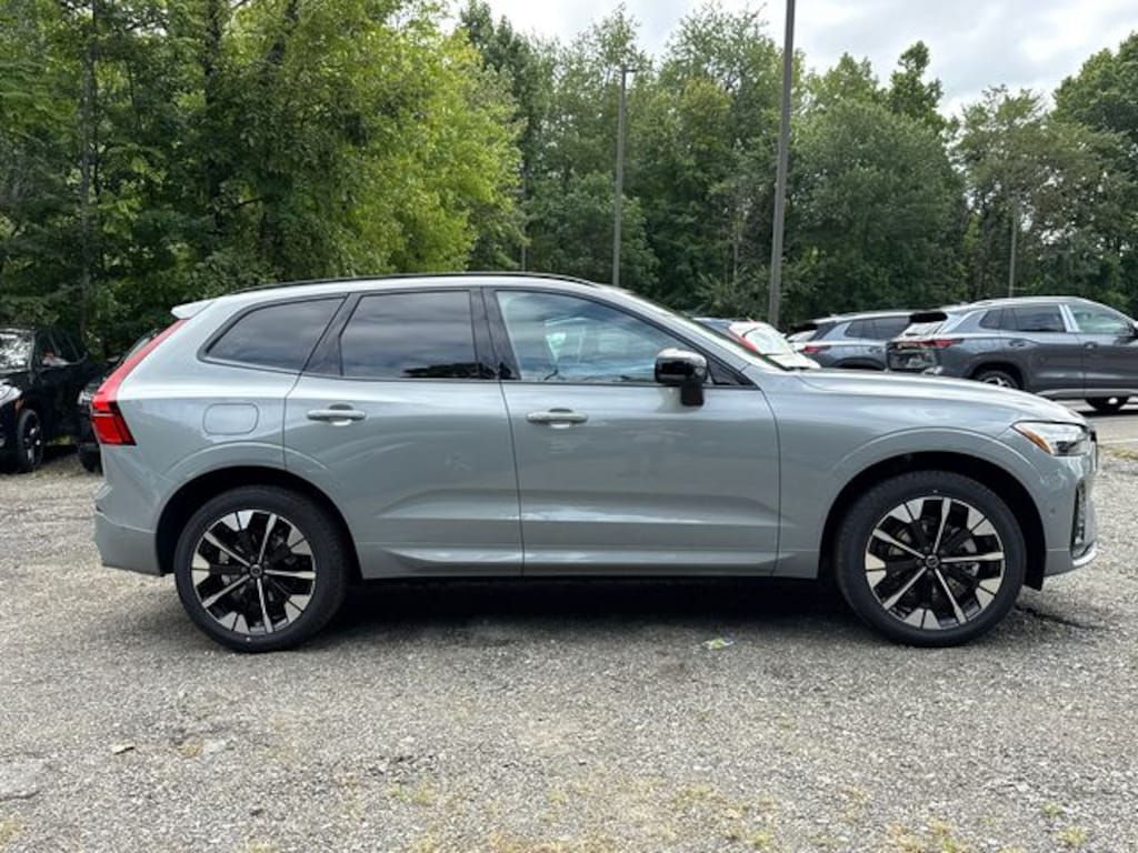 Used 2027 Volvo XC60 Plus SUV