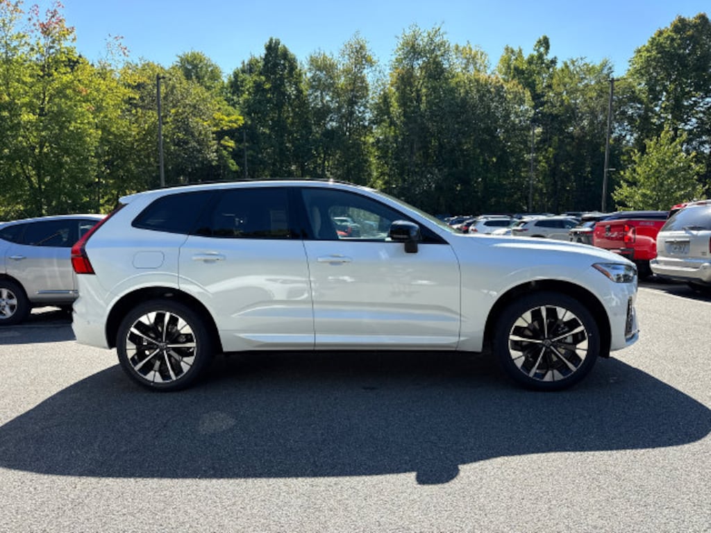 New 2027 Volvo XC60 Plus SUV