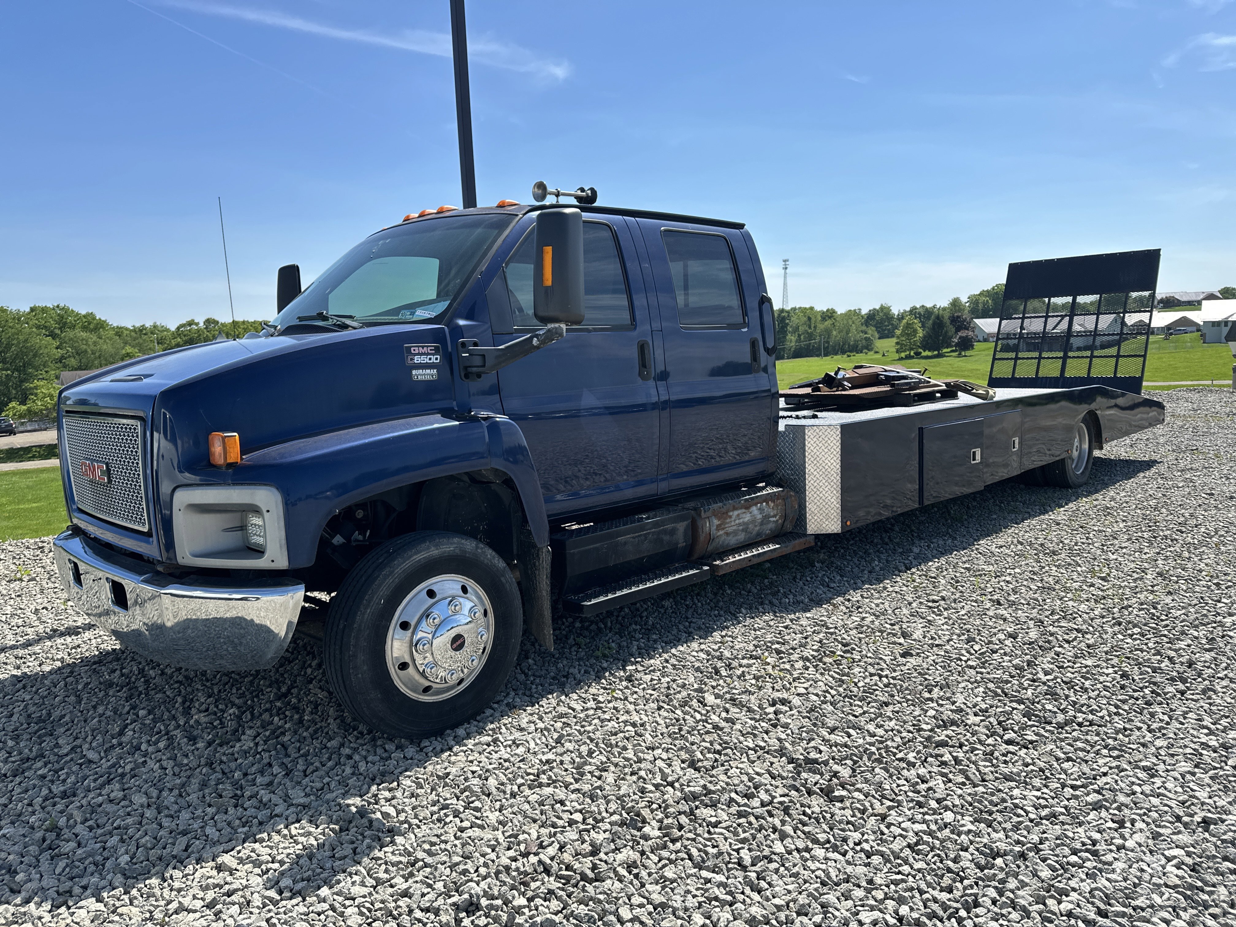 2004 GMC C6500 - Photo 6
