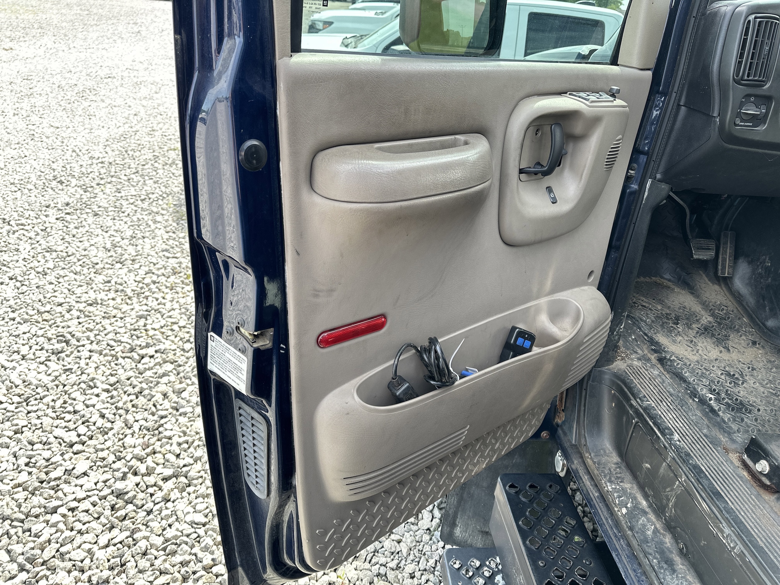 2004 GMC C6500 - Photo 61