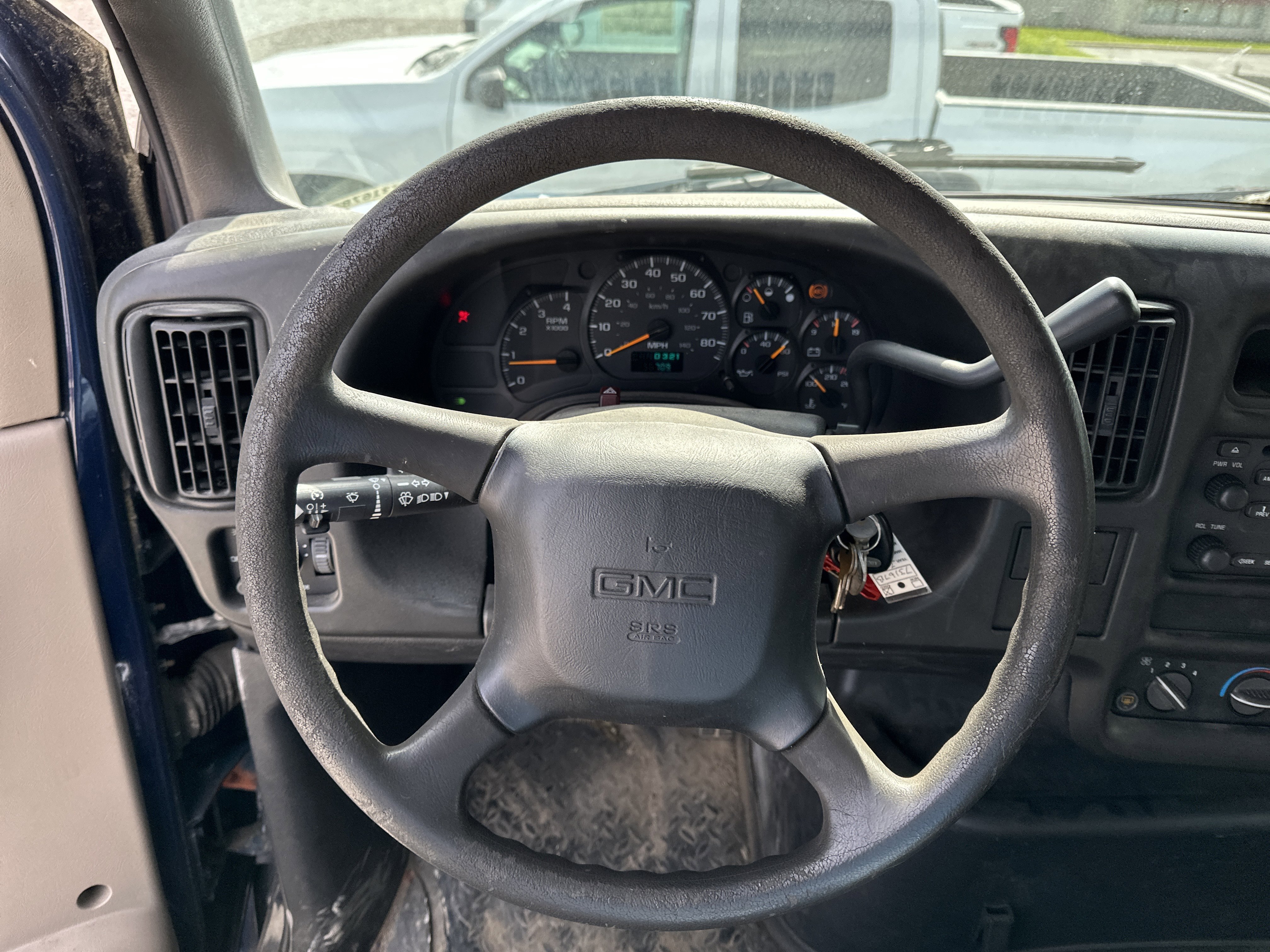 2004 GMC C6500 - Photo 29