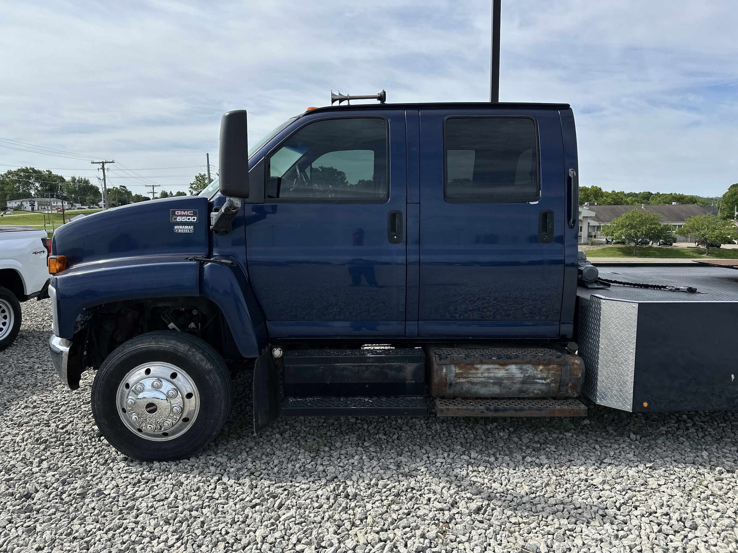 2004 GMC C6500 - Photo 8