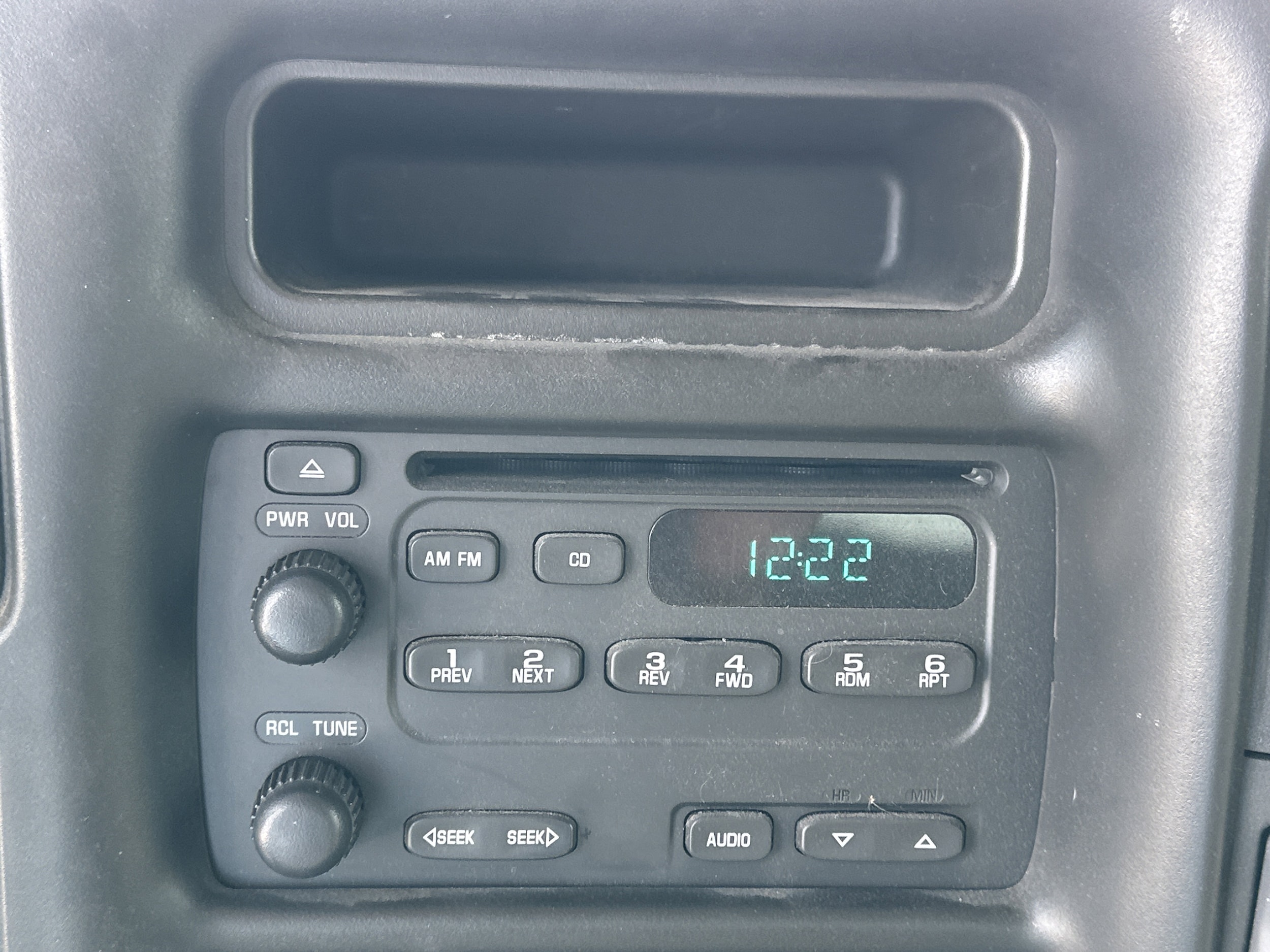 2004 GMC C6500 - Photo 31