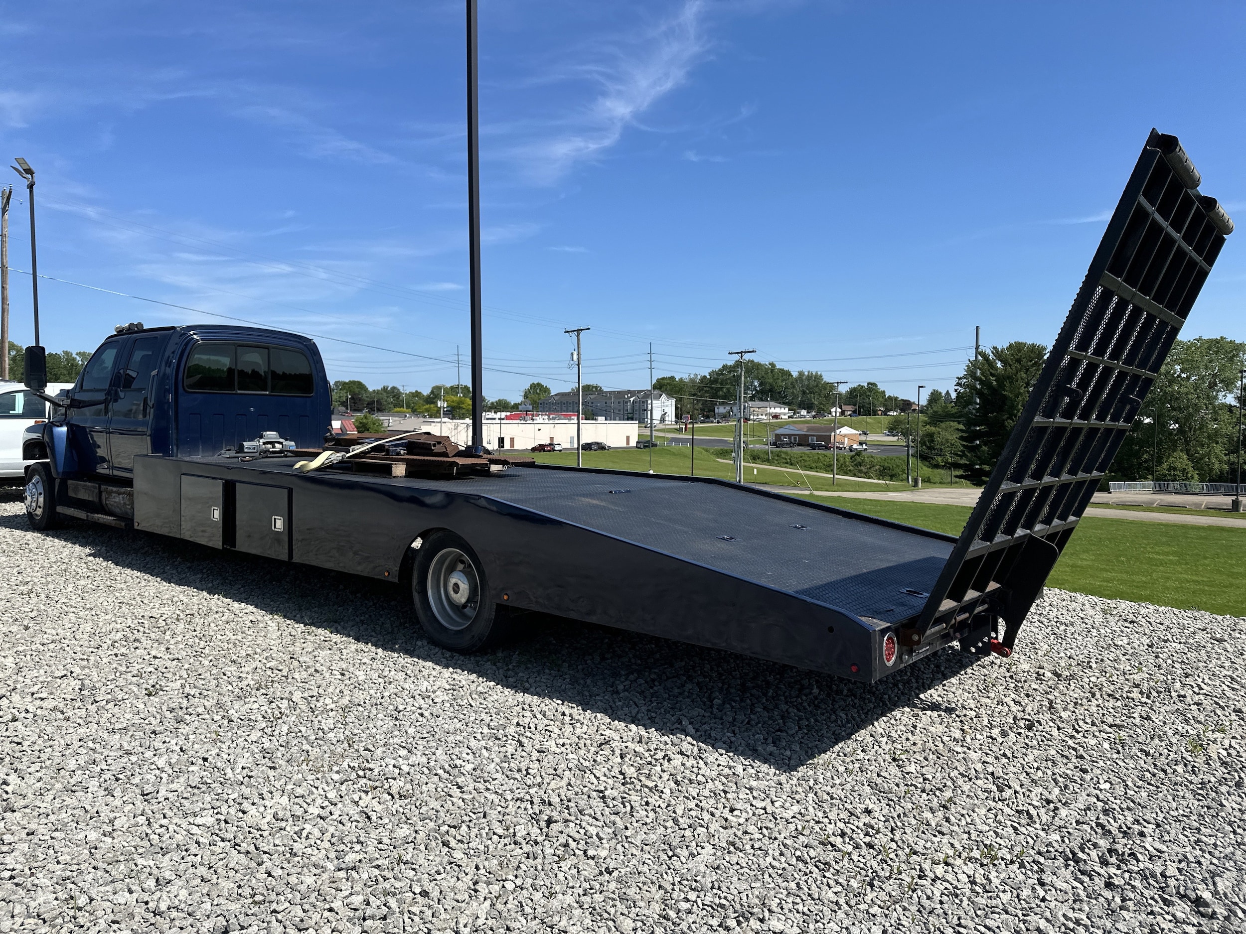 2004 GMC C6500 - Photo 5