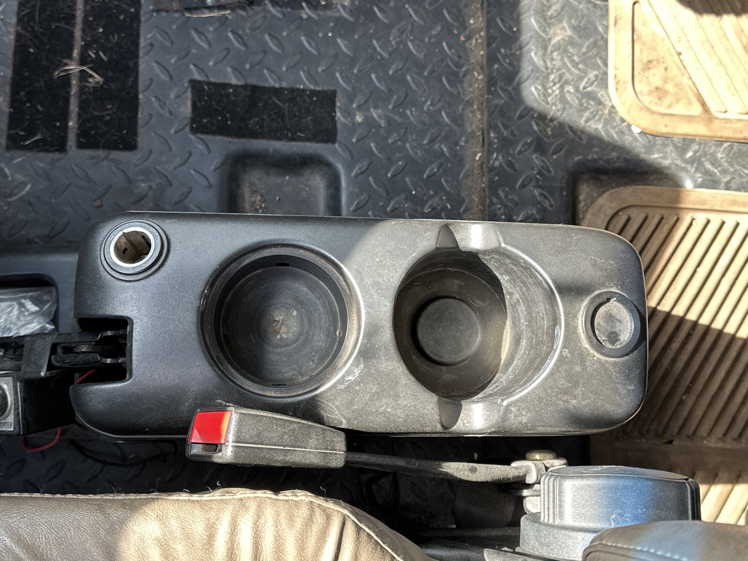 2004 GMC C6500 - Photo 35