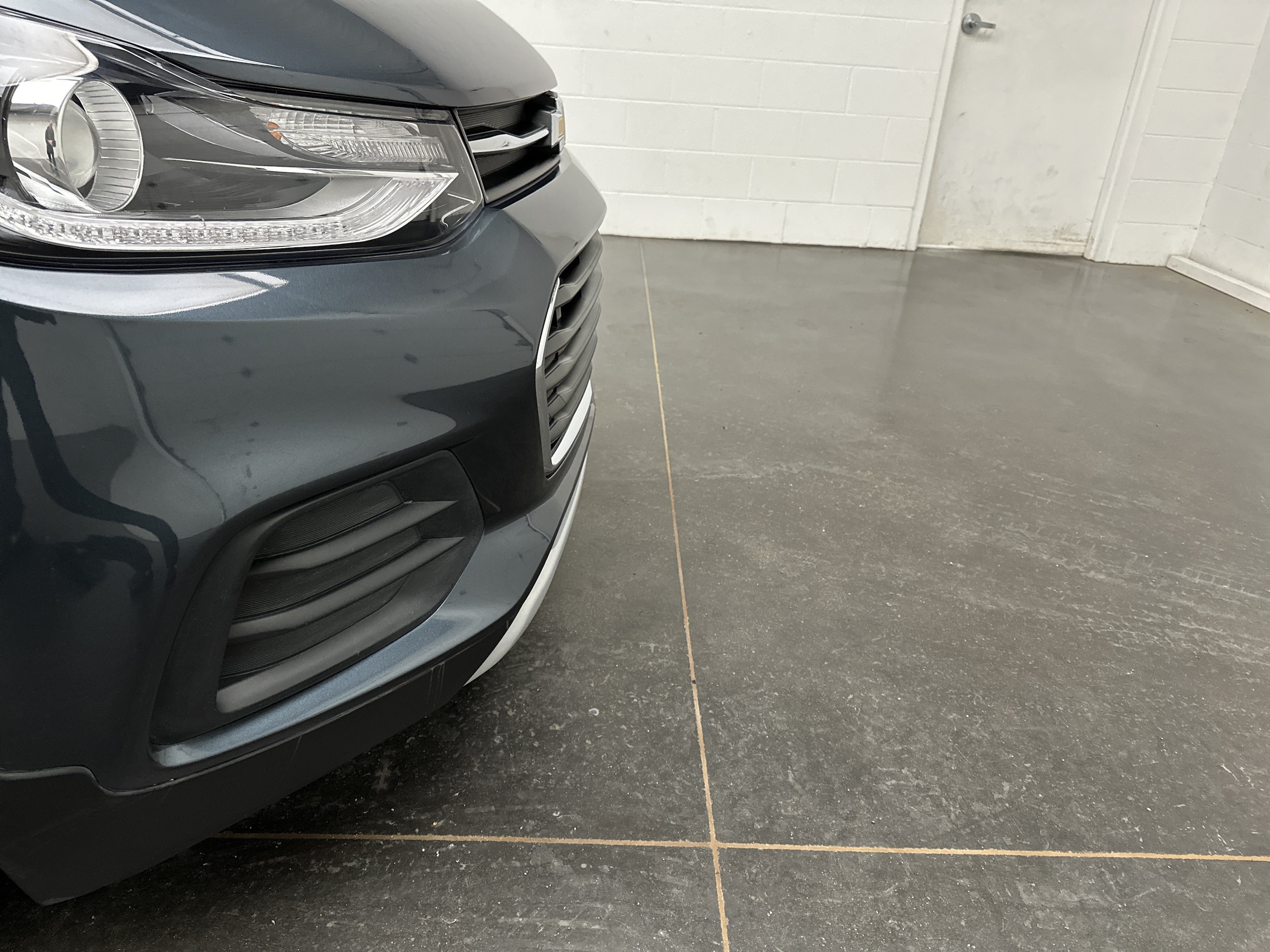 Used 2022 Chevrolet Trax LT with VIN KL7CJPSM3NB517515 for sale in Carrollton, OH