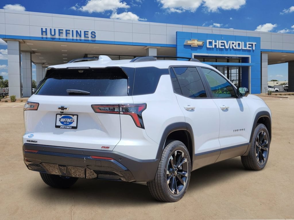 2027 Chevrolet Equinox RS - Photo 4