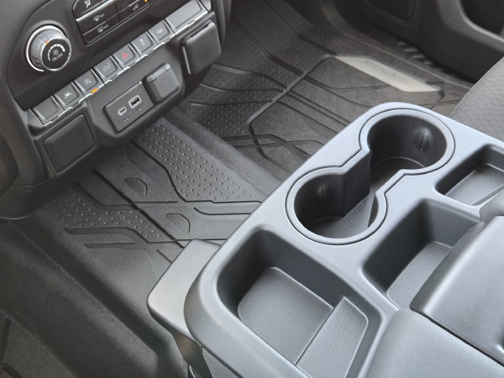 2026 Chevrolet Silverado 1500 Custom - Photo 17
