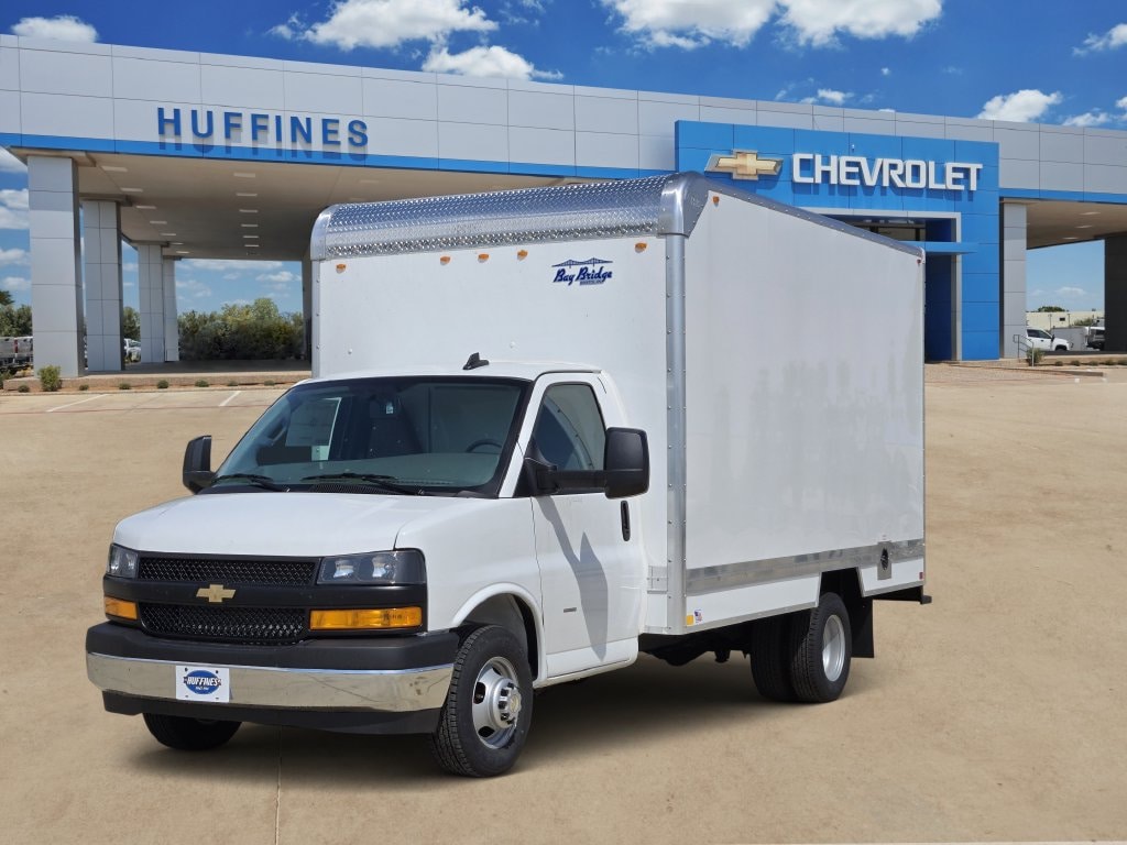 New 2026 Chevrolet Express Cutaway 3500 1WT Cutaway Van