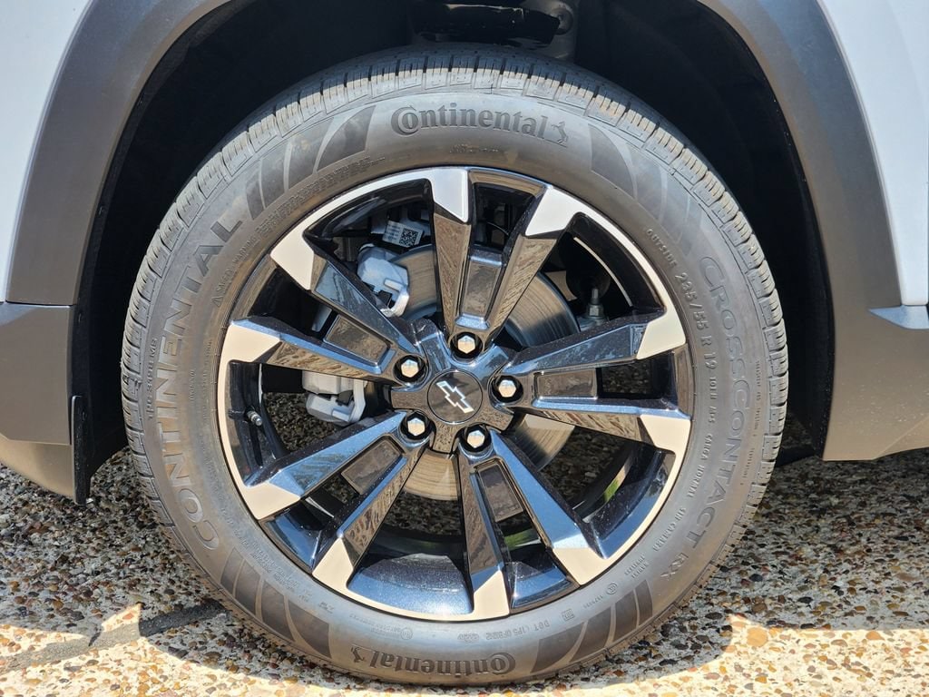 2027 Chevrolet Equinox RS - Photo 8