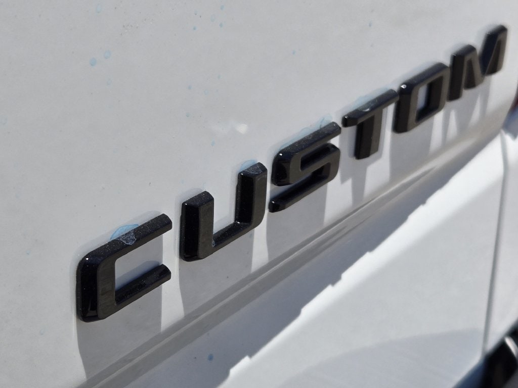 2026 Chevrolet Silverado 1500 Custom - Photo 8