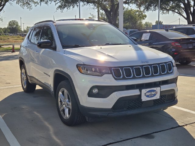 Used 2023 Jeep Compass Latitude SUV