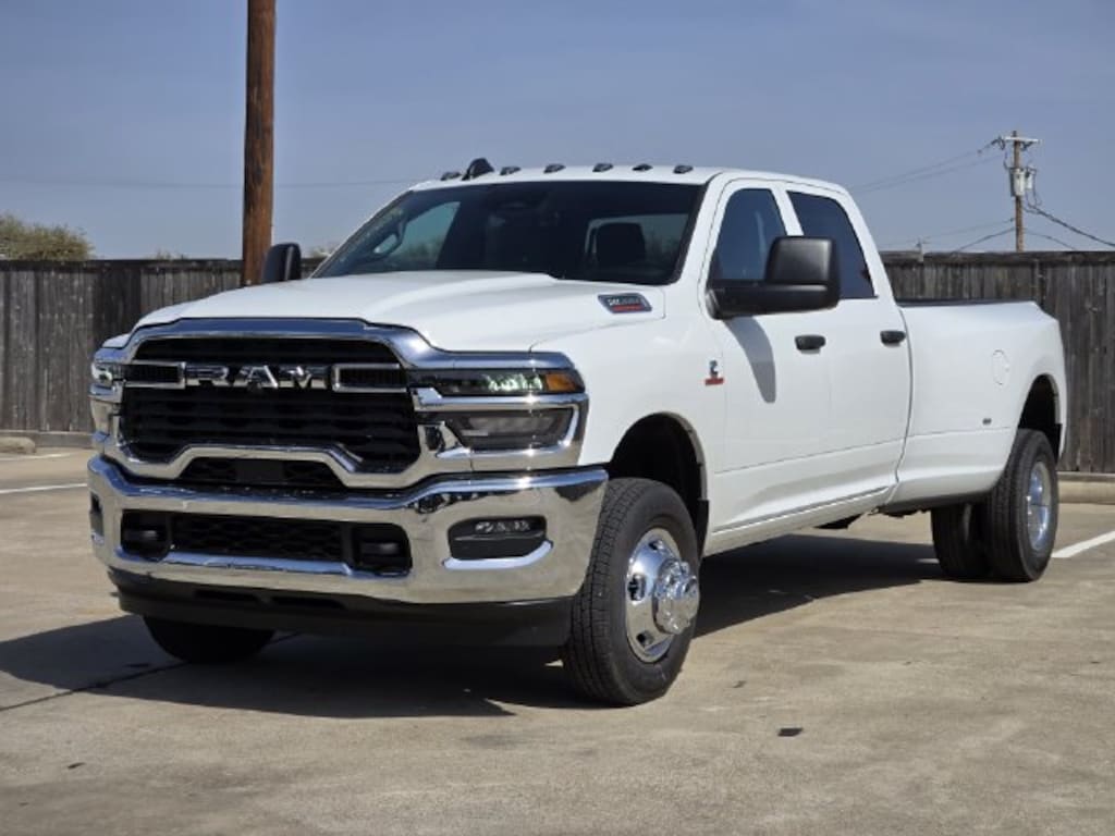 New 2027 Ram 3500 TRADESMAN CREW CAB 4X4 8' BOX Pickup