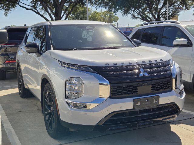 2023 Mitsubishi Outlander