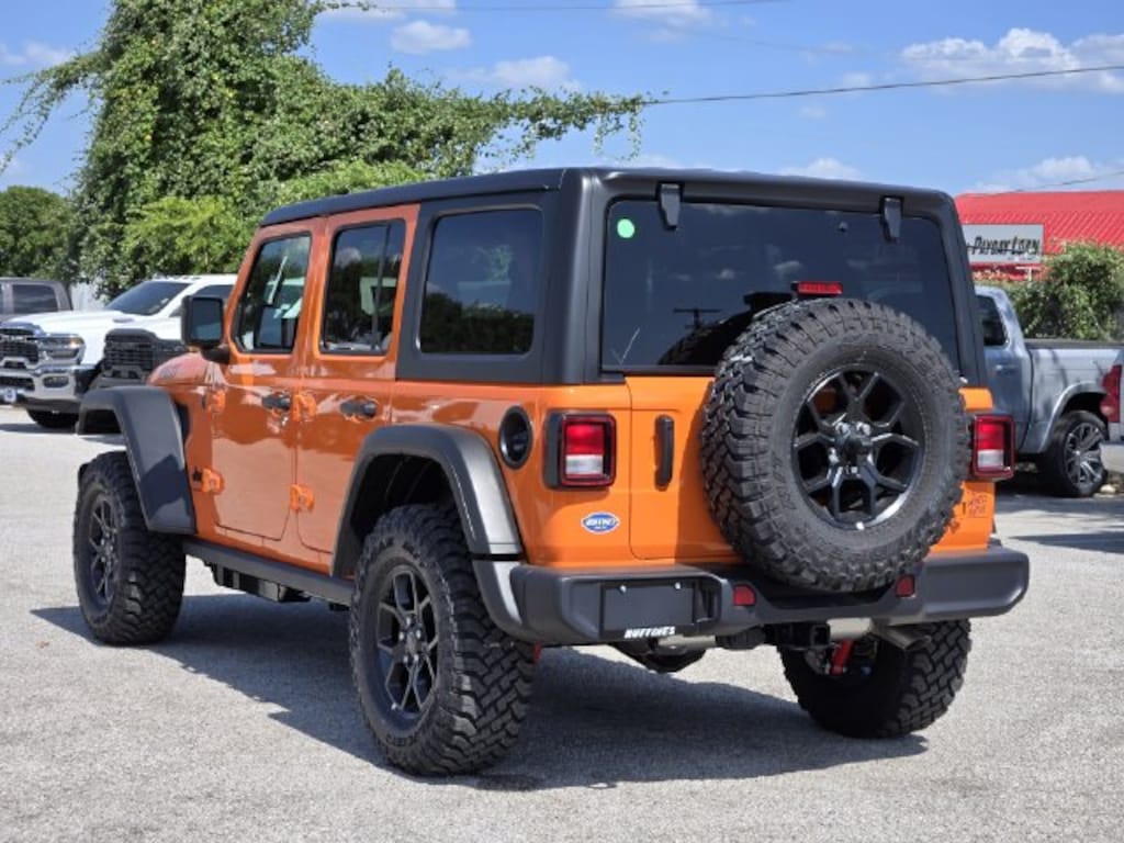 New 2026 Jeep Wrangler 4-DOOR WILLYS Sport Utility