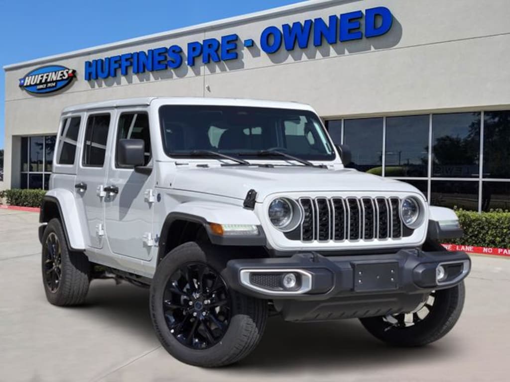 Certified 2025 Jeep Wrangler Sahara 4xe SUV