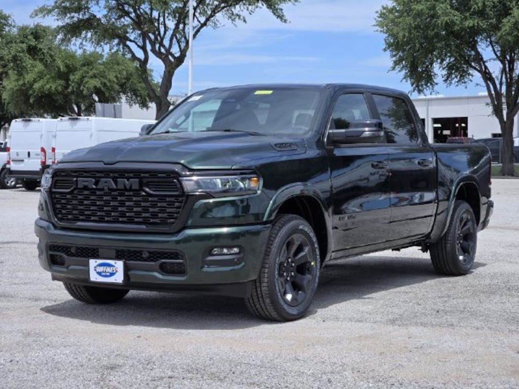 New 2026 Ram 1500 LONE STAR CREW CAB 4X2 5'7 BOX Pickup