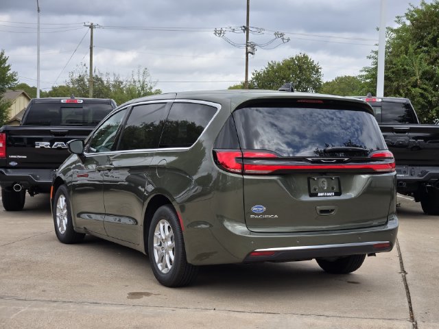 New 2027 Chrysler Pacifica SELECT Passenger Van