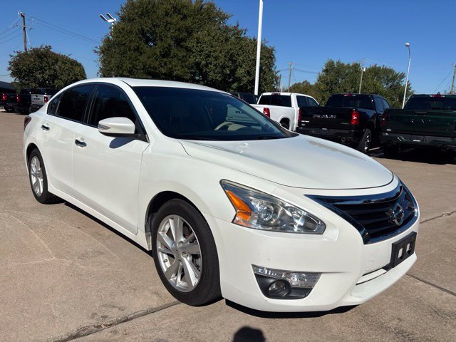 Used 2014 Nissan Altima 2.5 SL Sedan