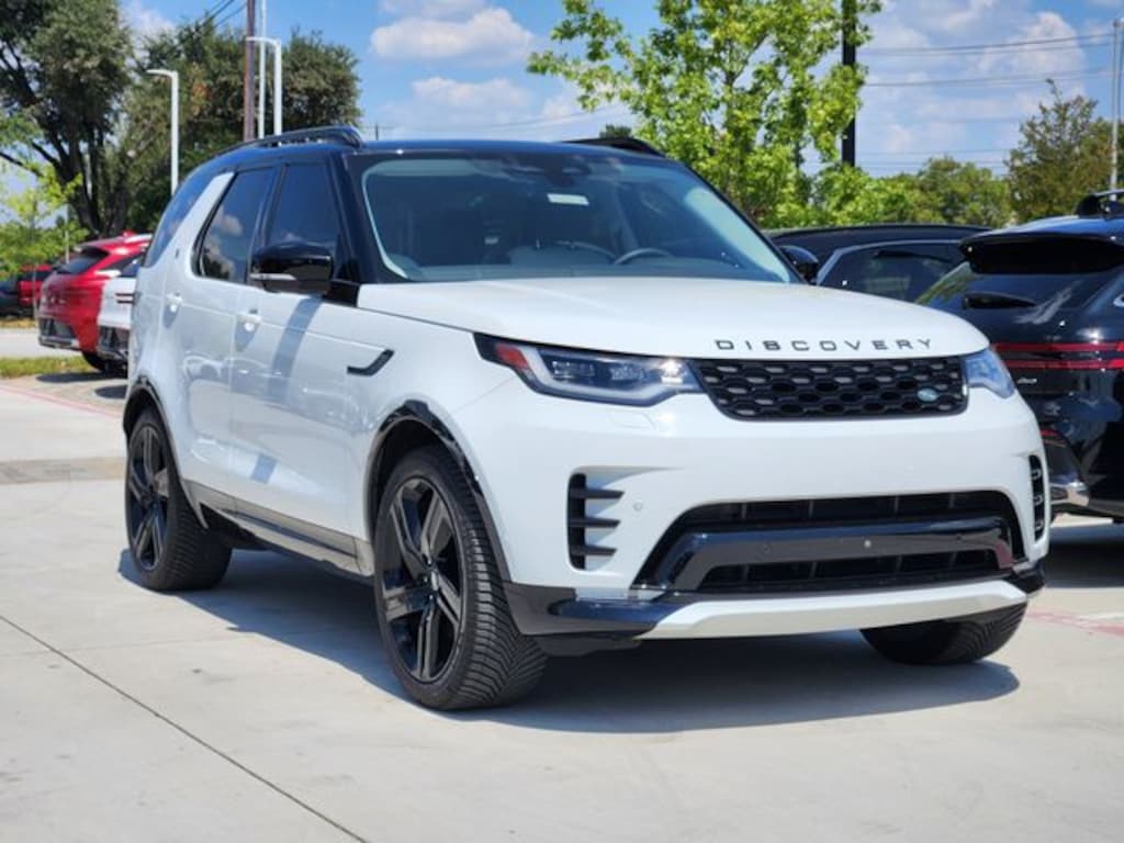 Used 2025 Land Rover Discovery Dynamic SE SUV