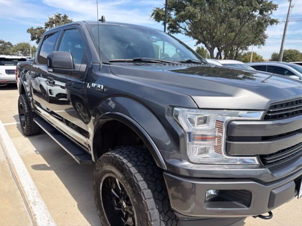 Used 2020 Ford F-150 Lariat Truck
