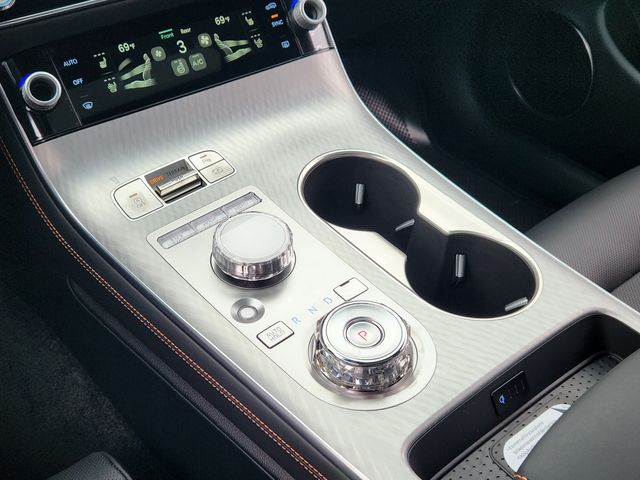 2026 GENESIS GV70 Sport Prestige - Photo 17