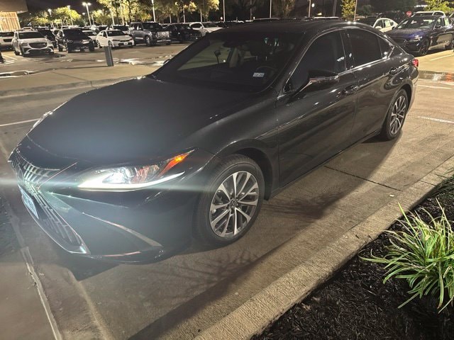 2022 Lexus ES
