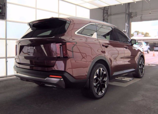 Used 2024 Kia Sorento SX SUV