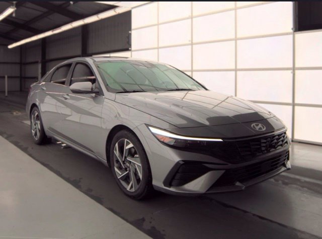 Certified 2025 Hyundai Elantra Hybrid Limited Sedan
