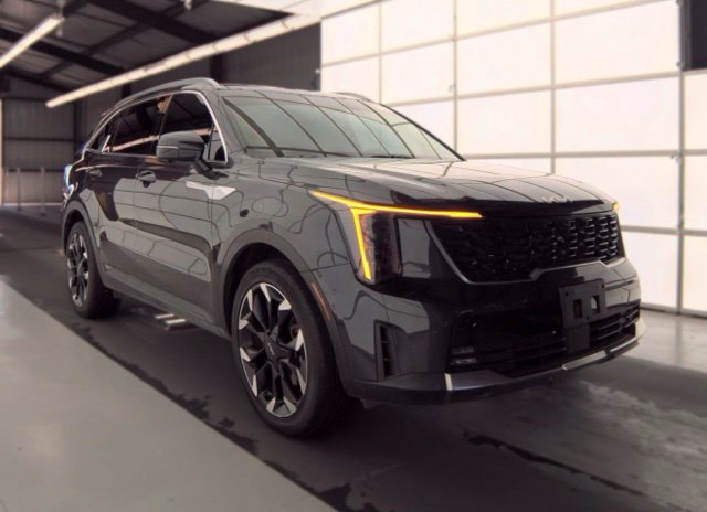 Used 2025 Kia Sorento SX SUV