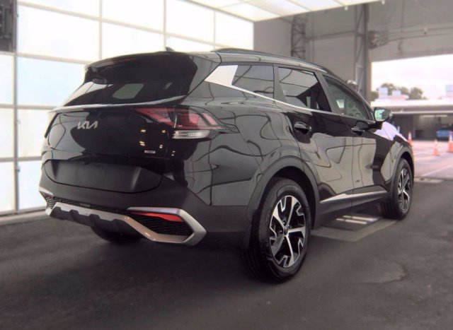 Used 2024 Kia Sportage Hybrid EX SUV
